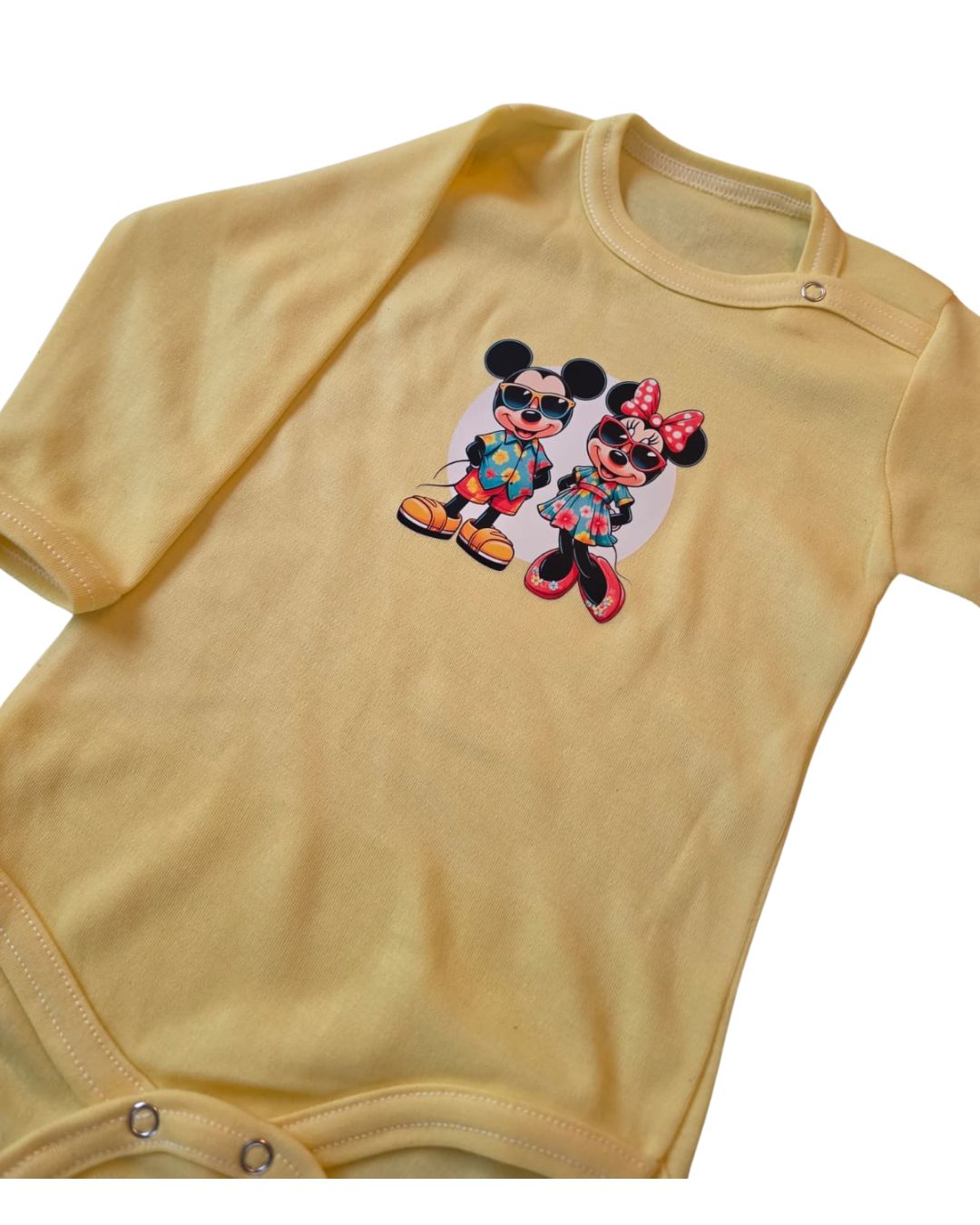 Body Bebé Mickey blanco - Mickey con tabla de surf